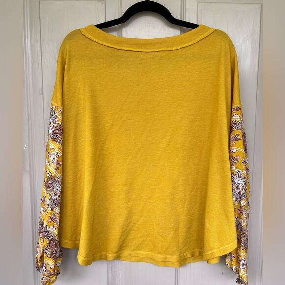 Wonderly Yellow Knit Top with Printed Balloon Sleeves | Size L - Picture 2 of 6